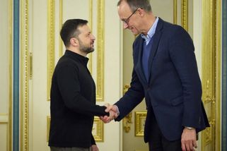 „Mladí Ukrajinci jsou potřeba na Ukrajině, ne v Německu.“ Merz chce po Zelenském přitvrdit pravidla - Echo24.cz